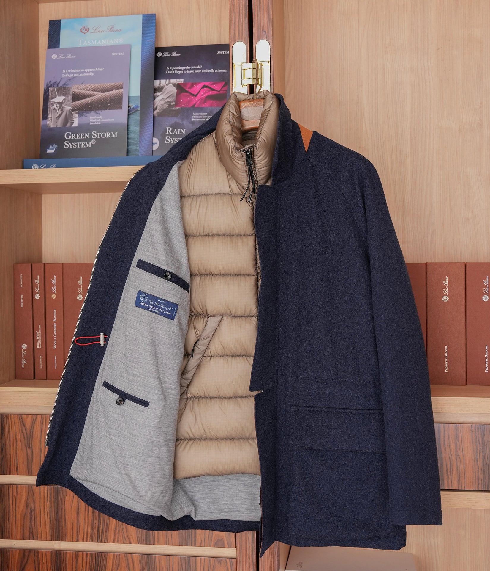 Loro piana Storm system horsey 羊绒面料羽绒大衣