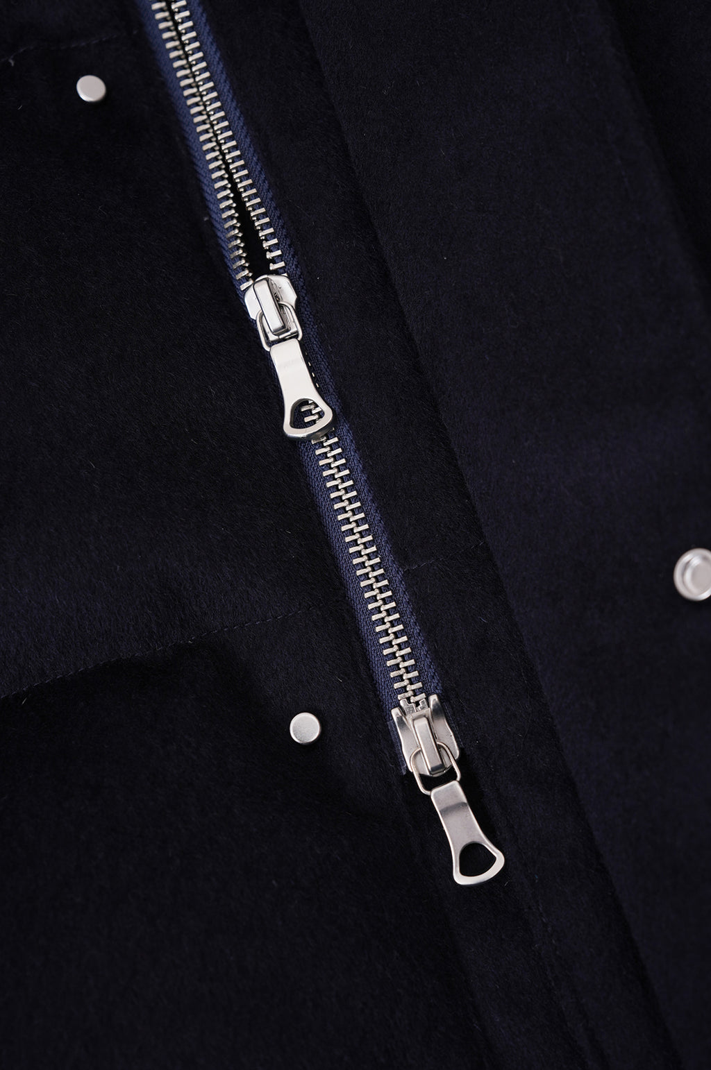 羊毛科技面料防风雨落肩廓形短款鹅绒羽绒服