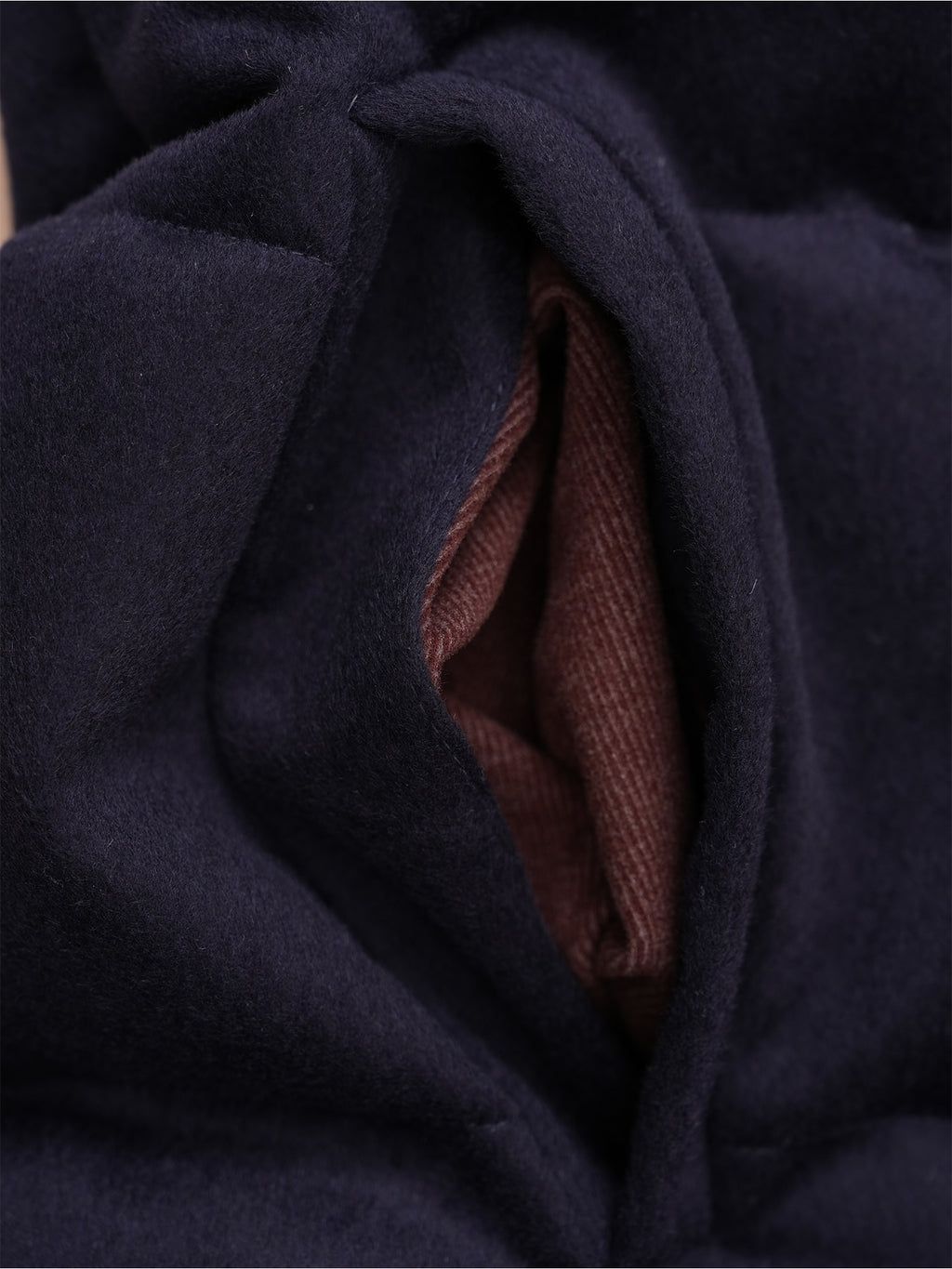 羊毛科技面料防风雨落肩廓形短款鹅绒羽绒服