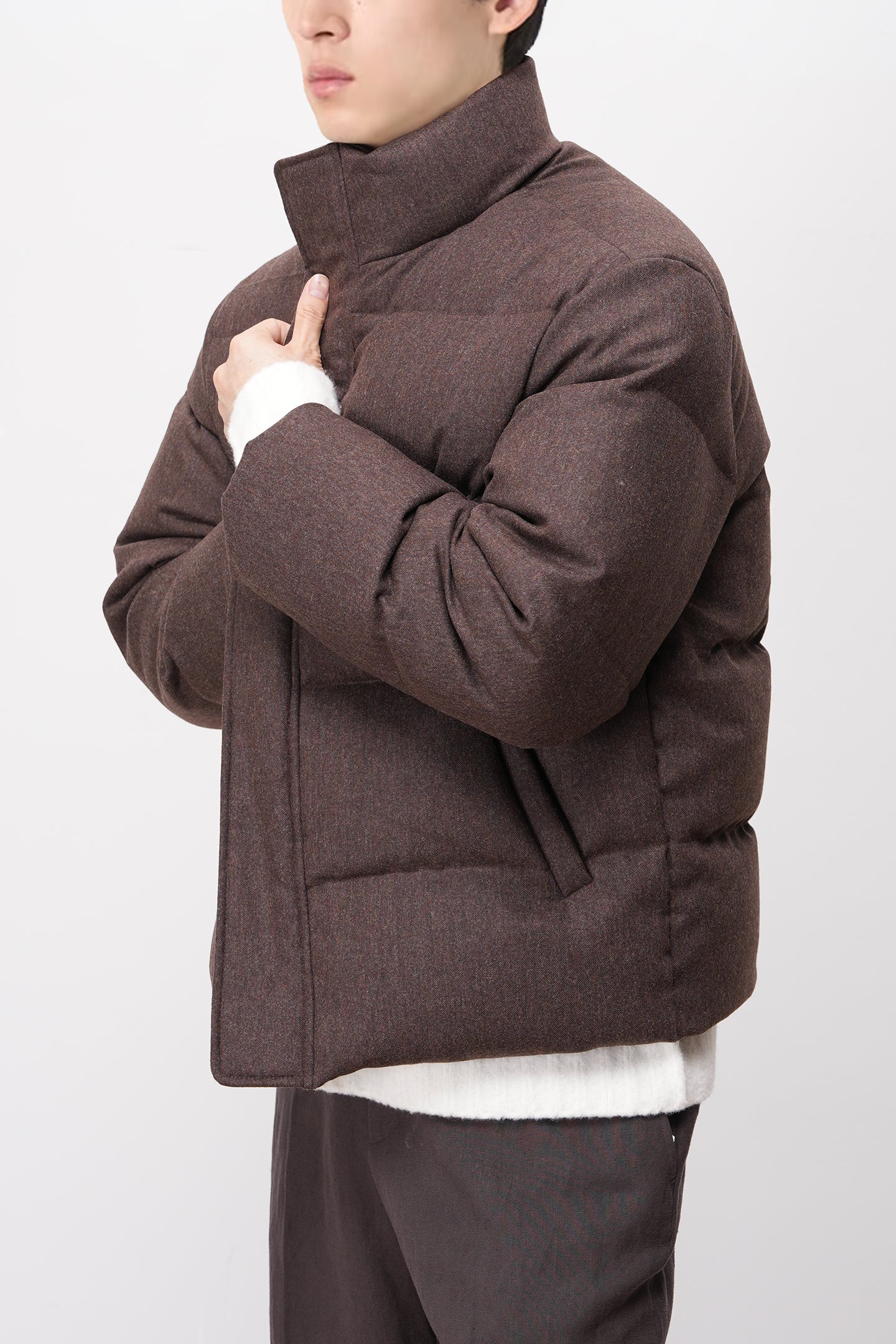 羊毛科技面料防风雨落肩廓形短款鹅绒羽绒服